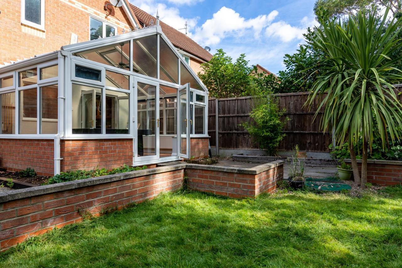 Chandlers House Peterborough Esterno foto